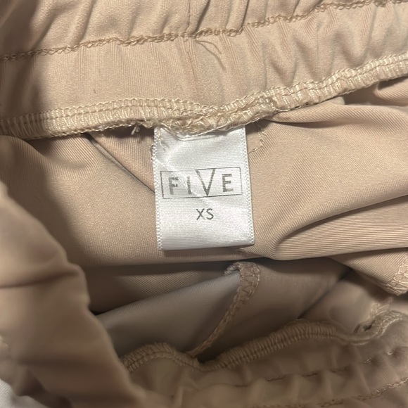 Five dance wear shorts - Picture 3 of 3